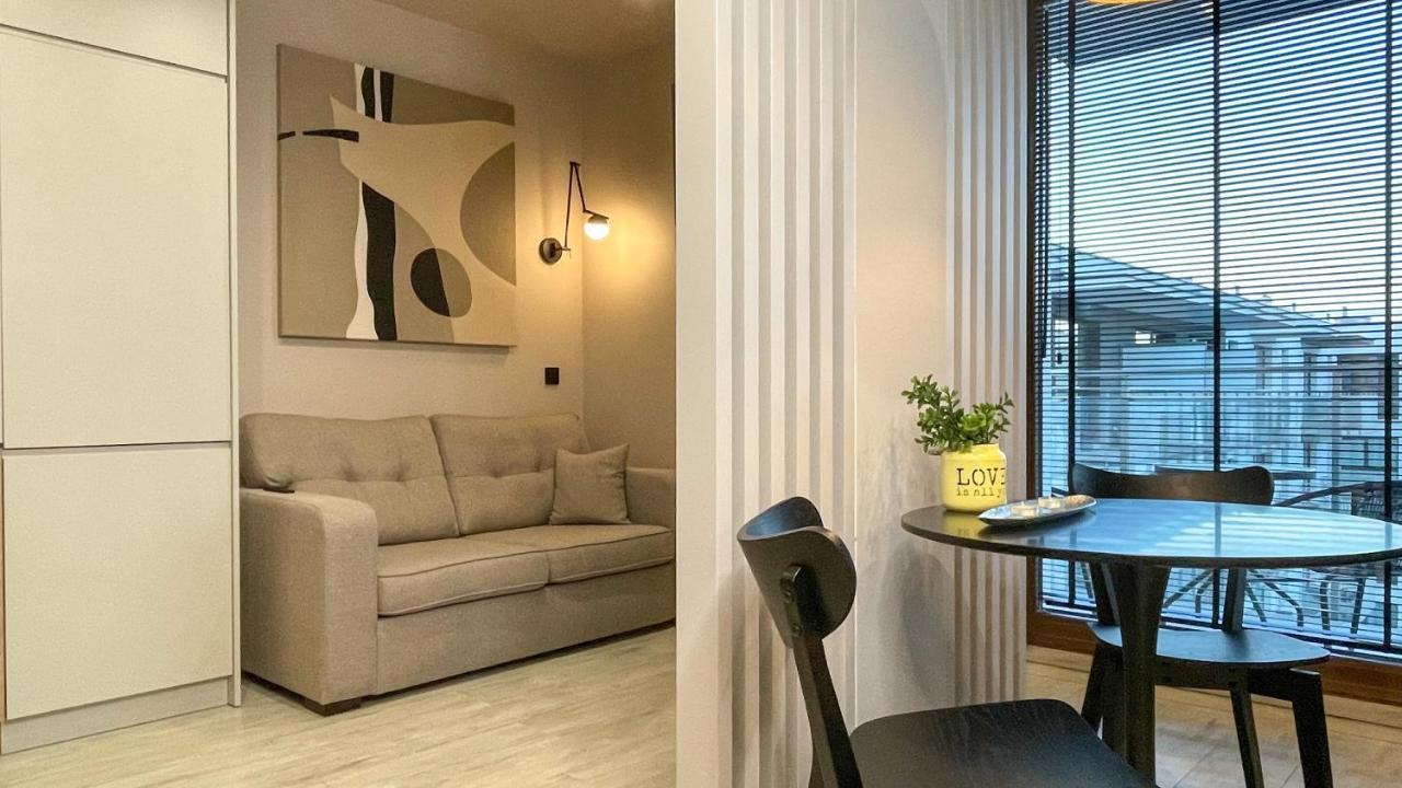 Comfortable 1-Room Apartment Close To The Center Warsaw Exterior photo